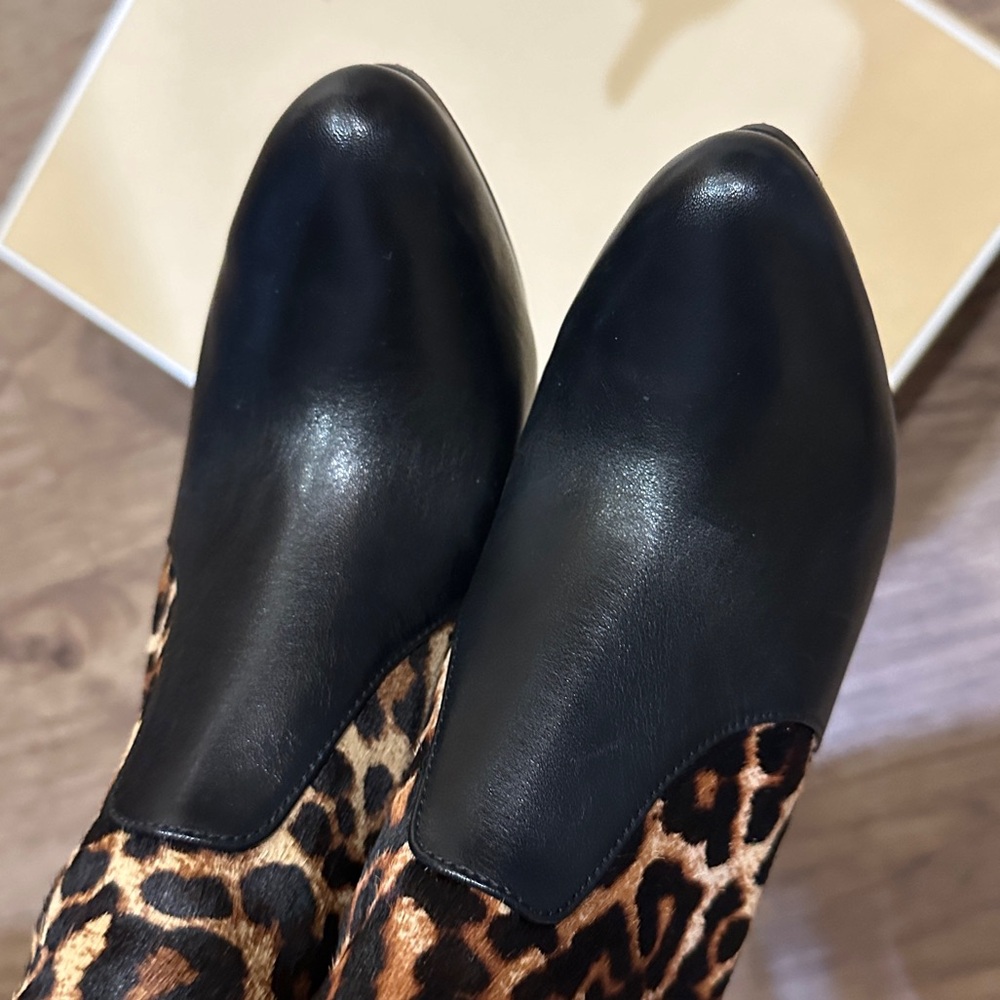 Michael Kors Boots with Real Fur Hairs - Picture 8 of 17
